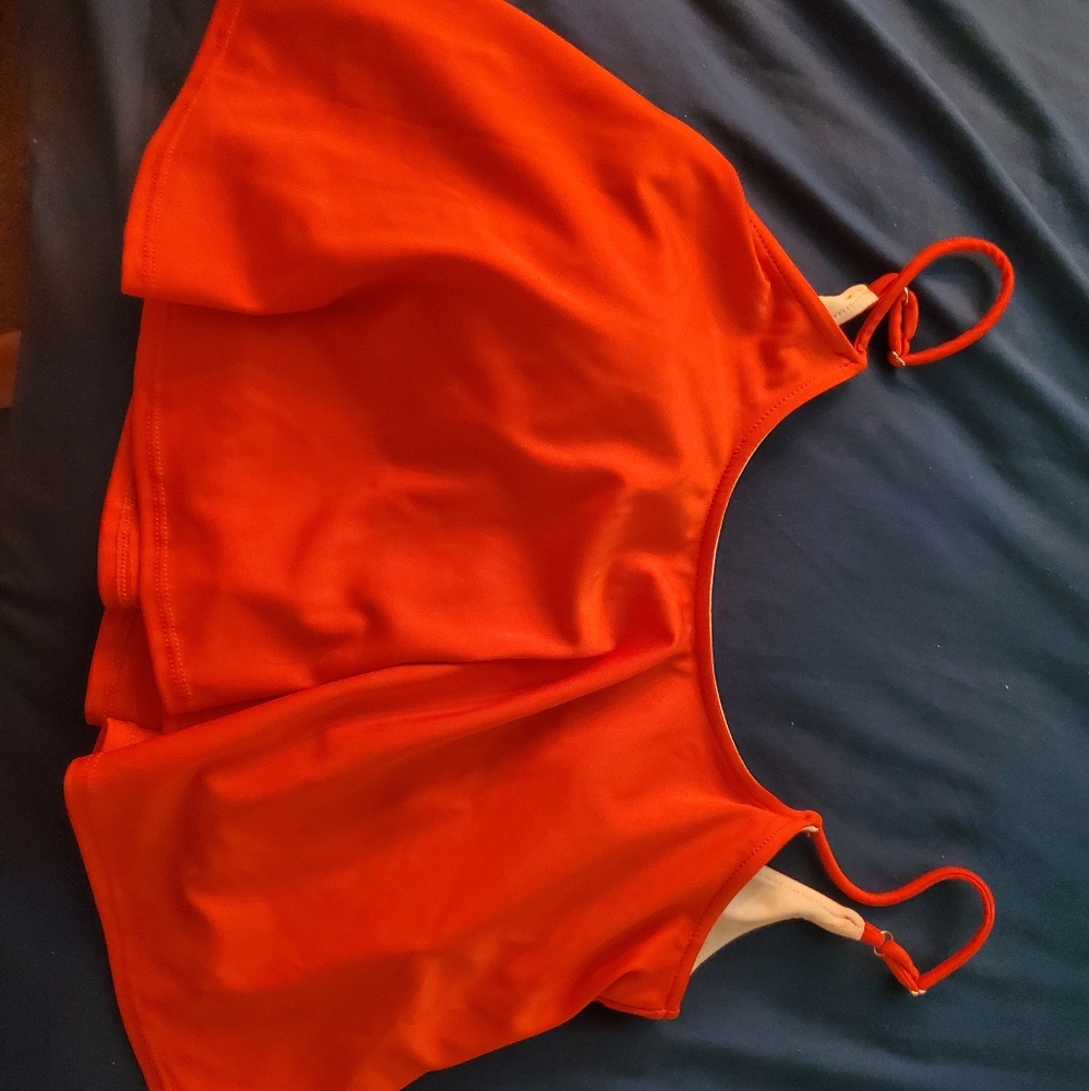 Kortni Jeane swing top